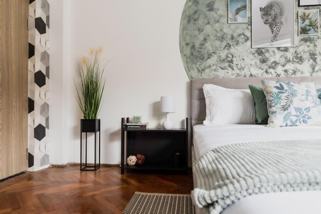 Appartement Nightfall Escape - M&n Bucarest